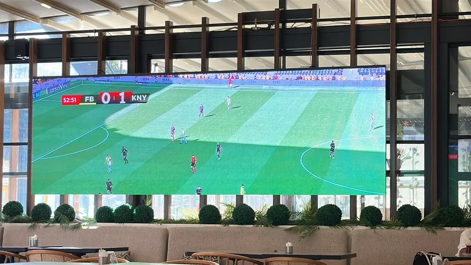 Restoran LED ekran yayını
